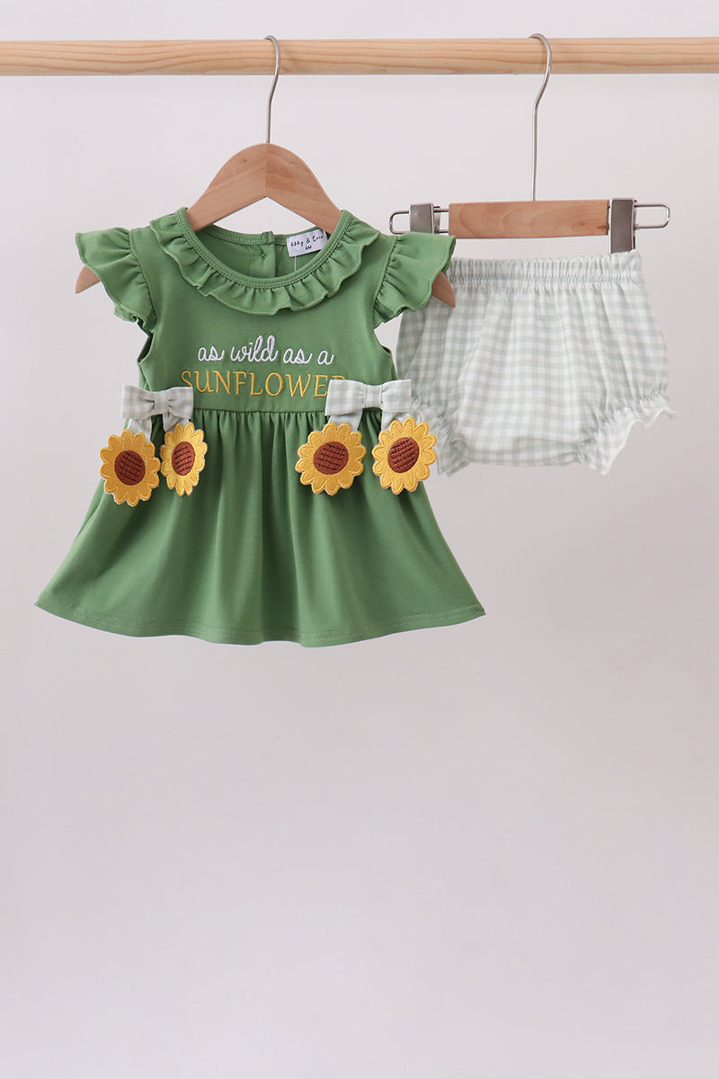 Green Sunflower Applique Ruffle Bloomer Set